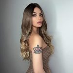 Long Natural Wavy Brown Ombre Blonde Synthetic Wig - Heat Resistant, Curly, and Fashionable Hair for Daily Glamour